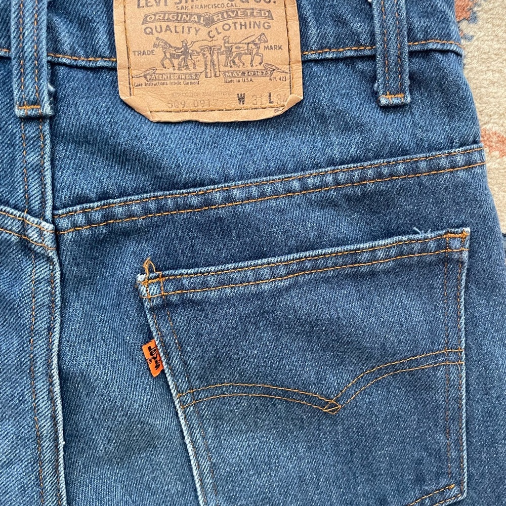 Levi's 31x34 - Picture 3 of 9